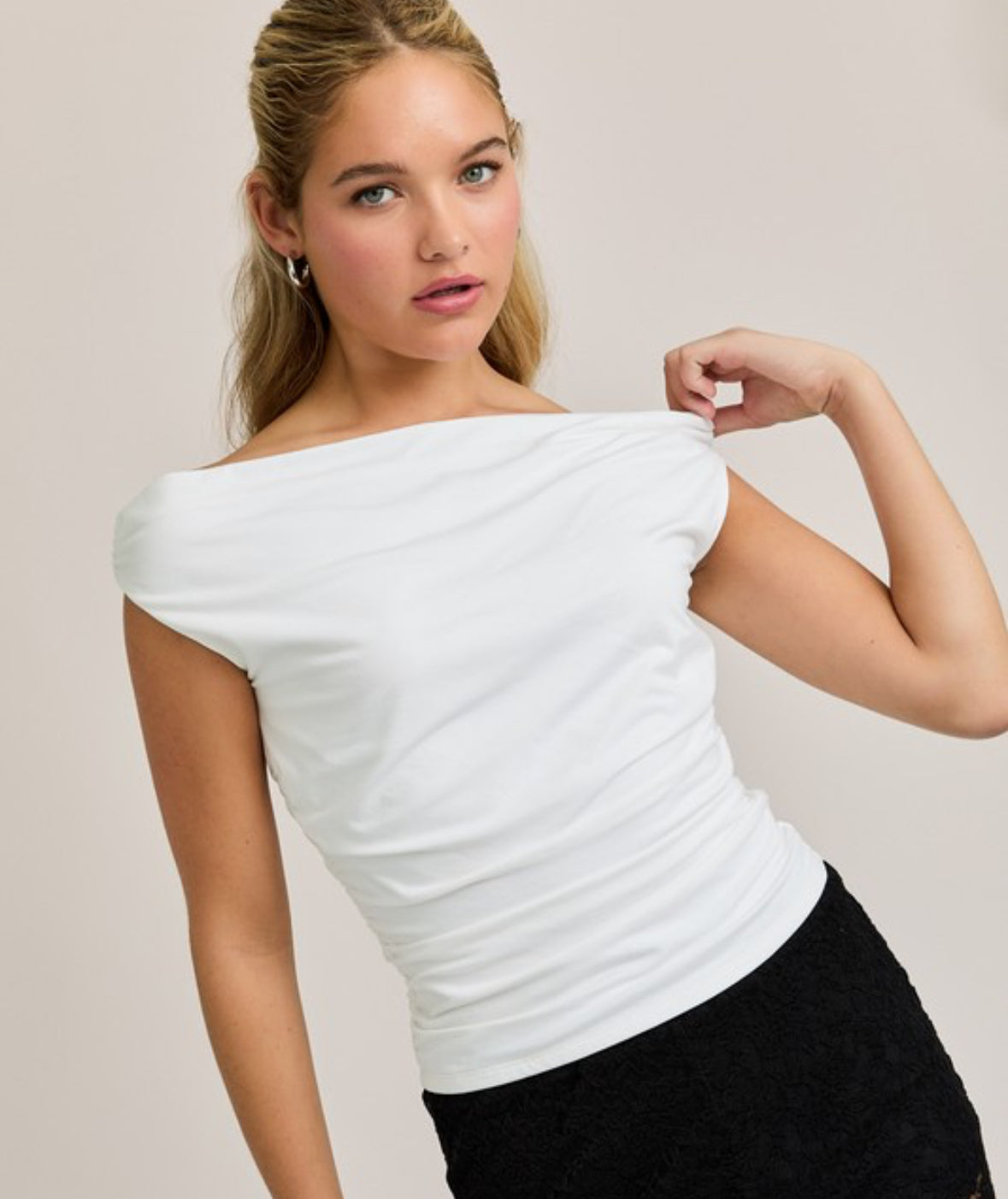 Side Ruched Off The Shoulder Top