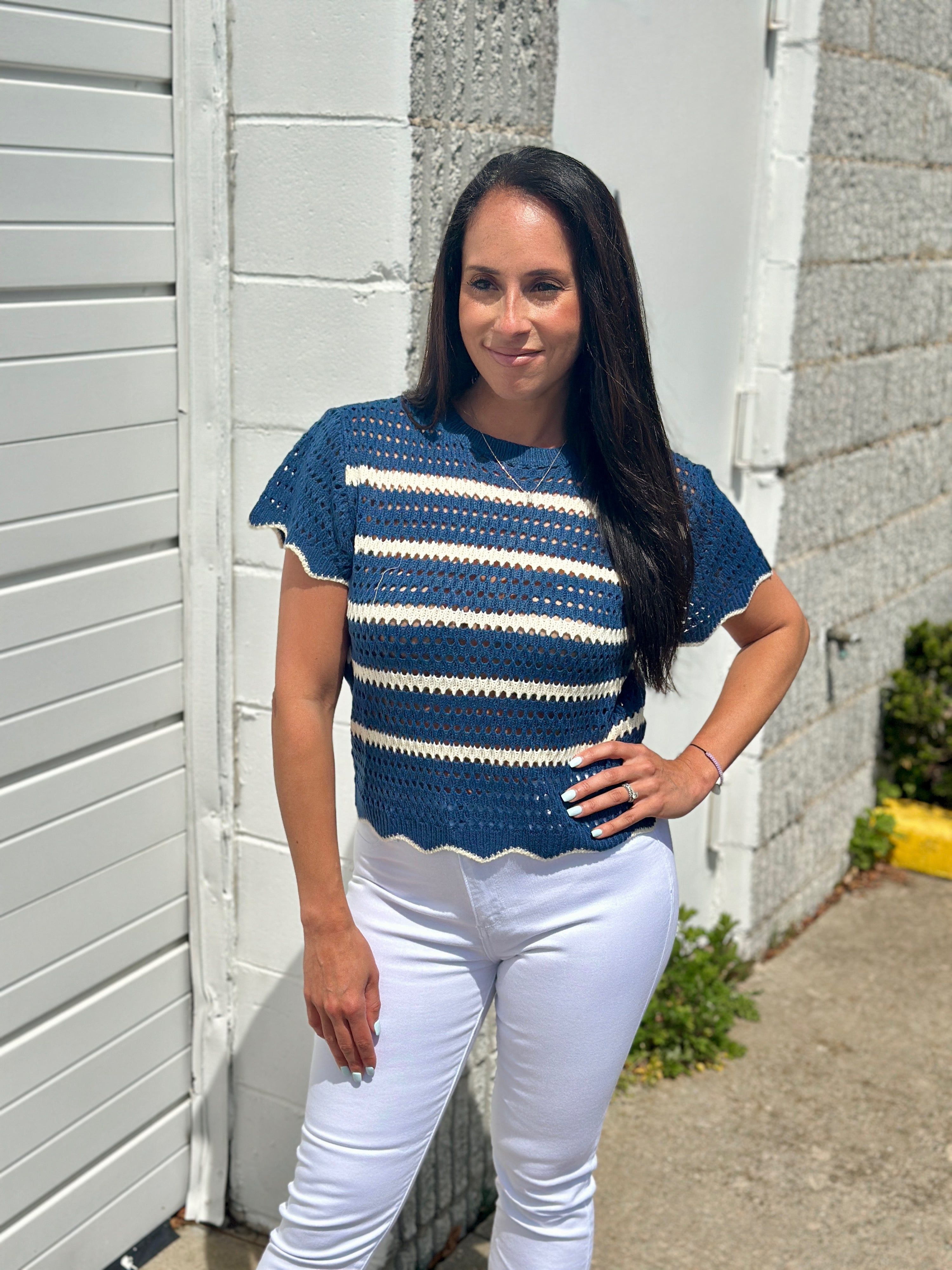 Scalloped Detail Short Sleeve Sweater