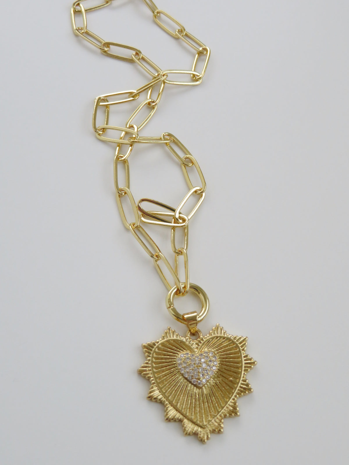 Radiant Heart Paperclip Necklace - 18k Gold Plated