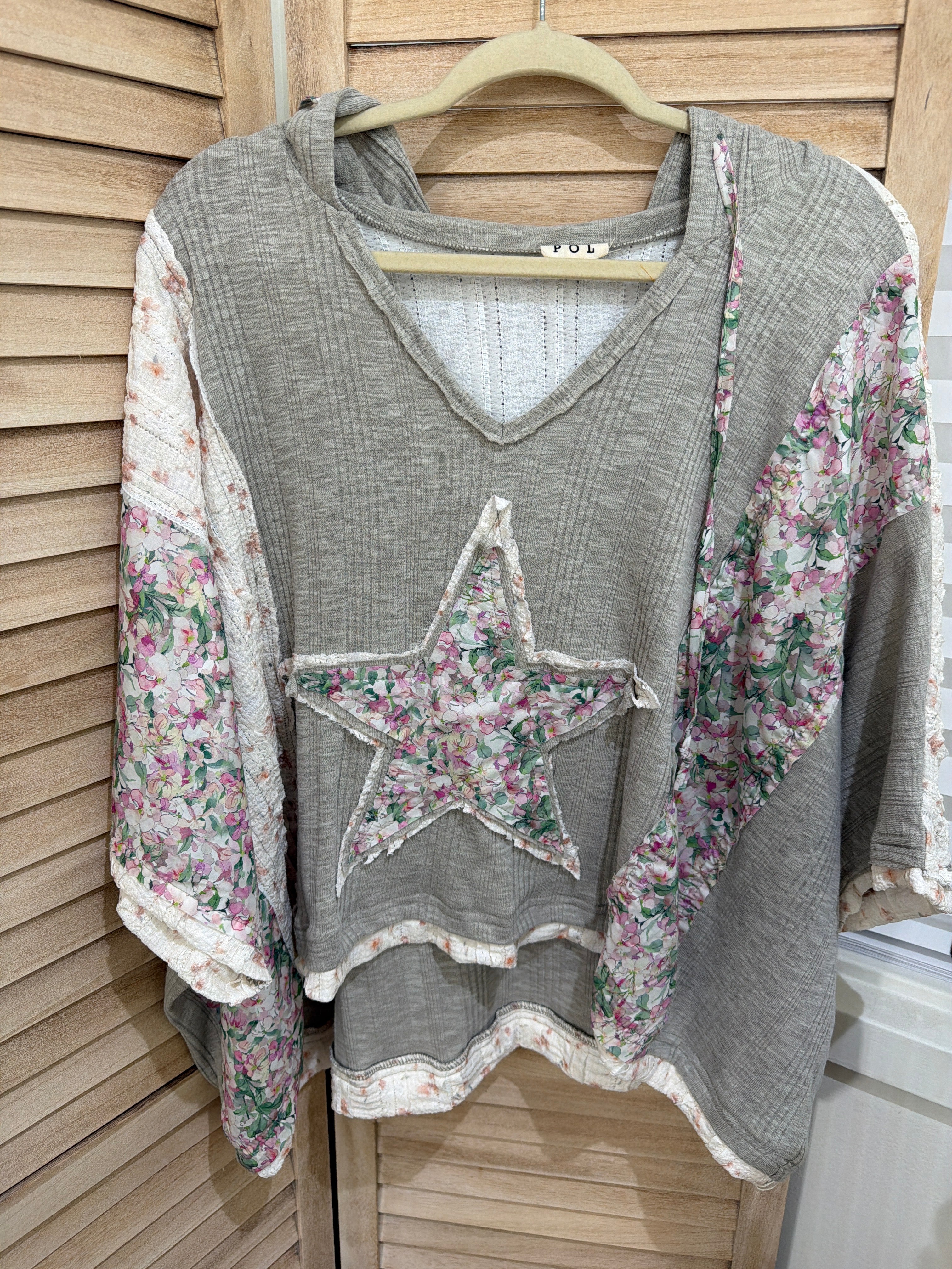 Floral Star Patch Hooded Top