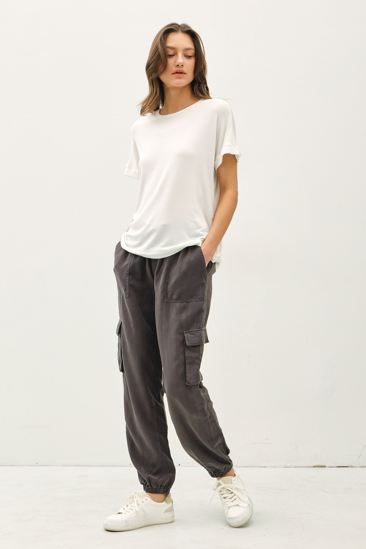 BASIC TEE - WHITE