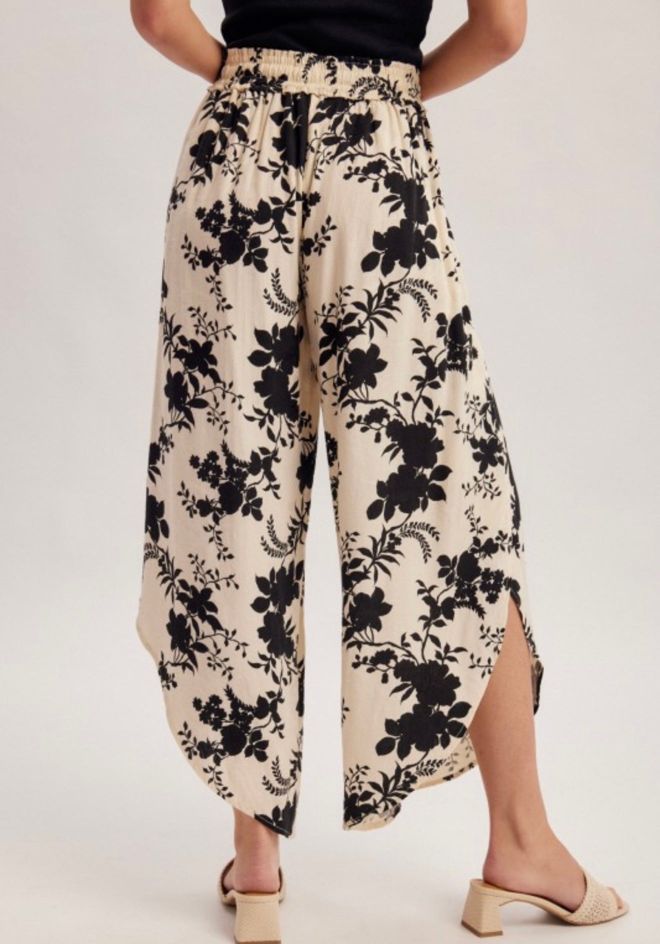 Floral Printed Tulip Hem Pants