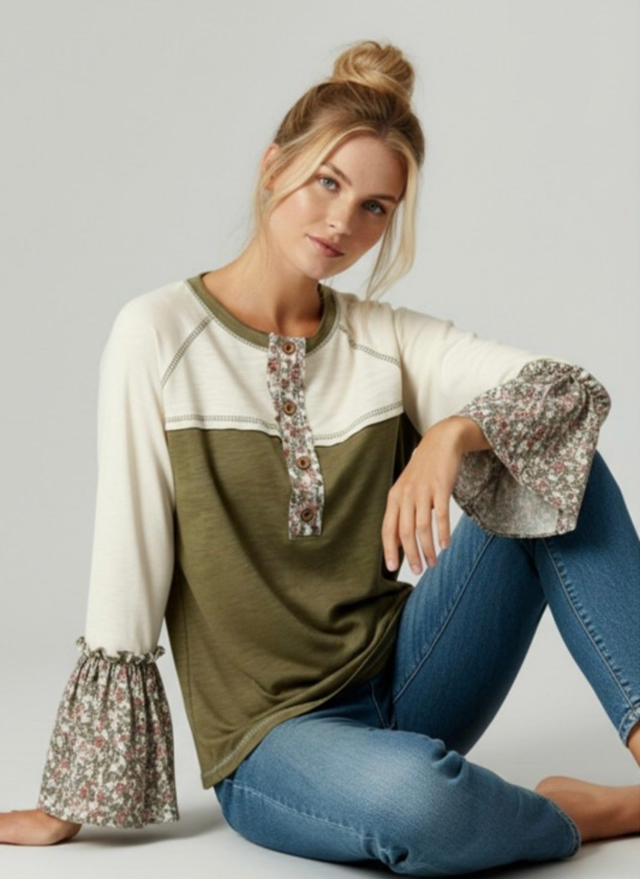 Floral Print Bell Sleeve Top