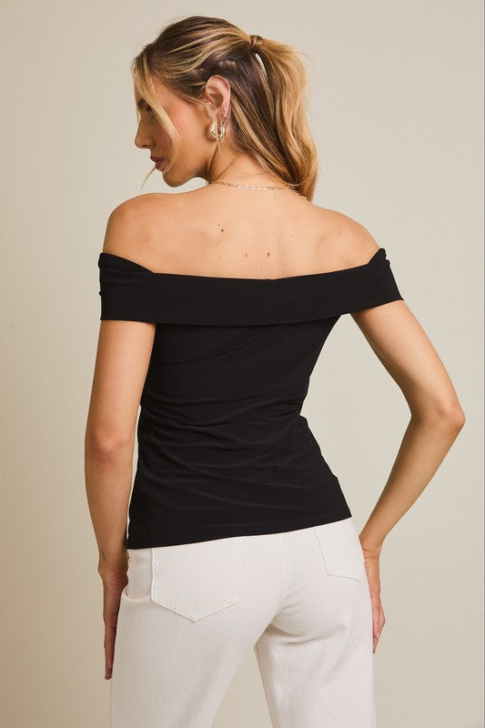 Twist Front Top