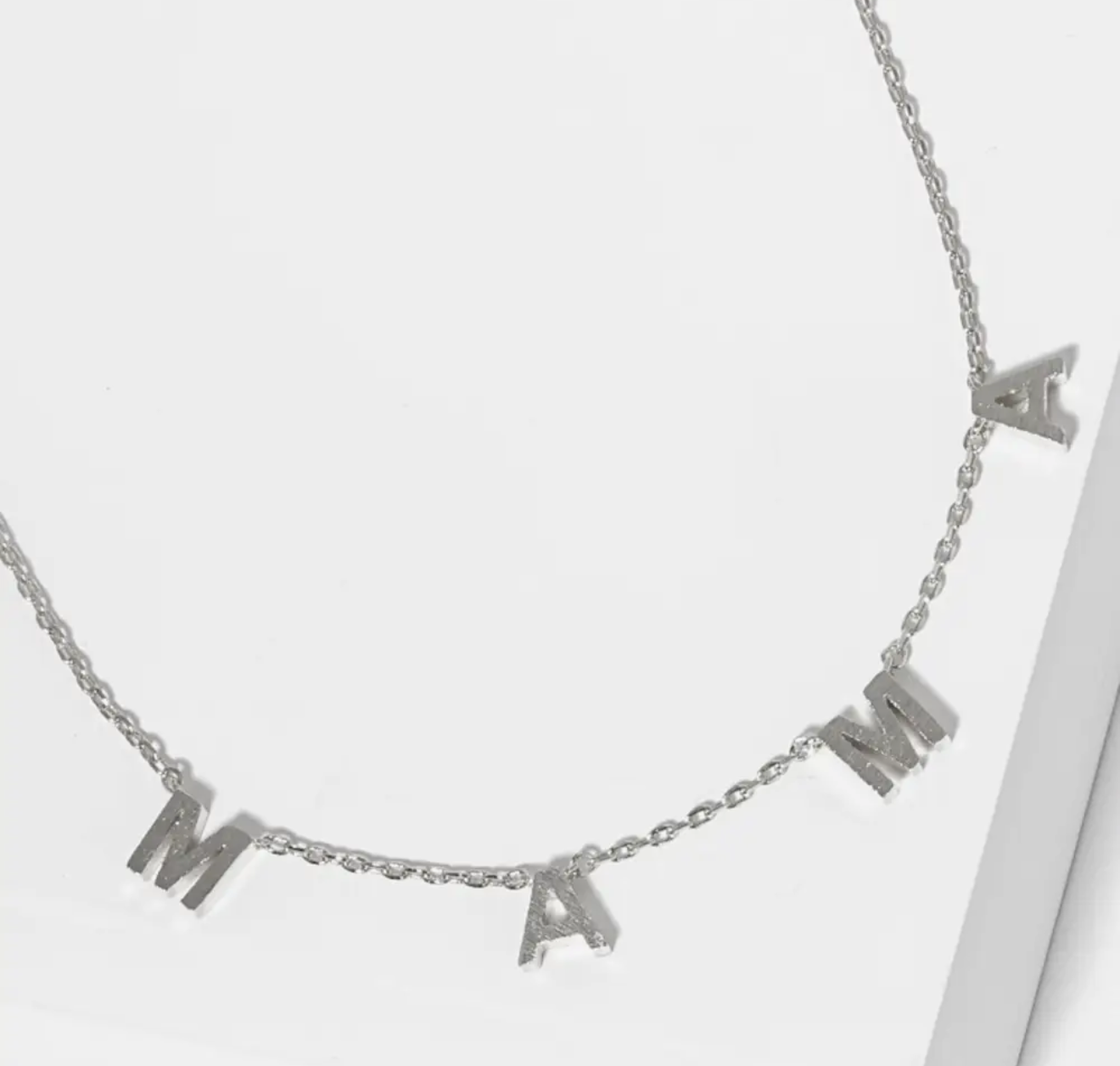 Mama Necklace